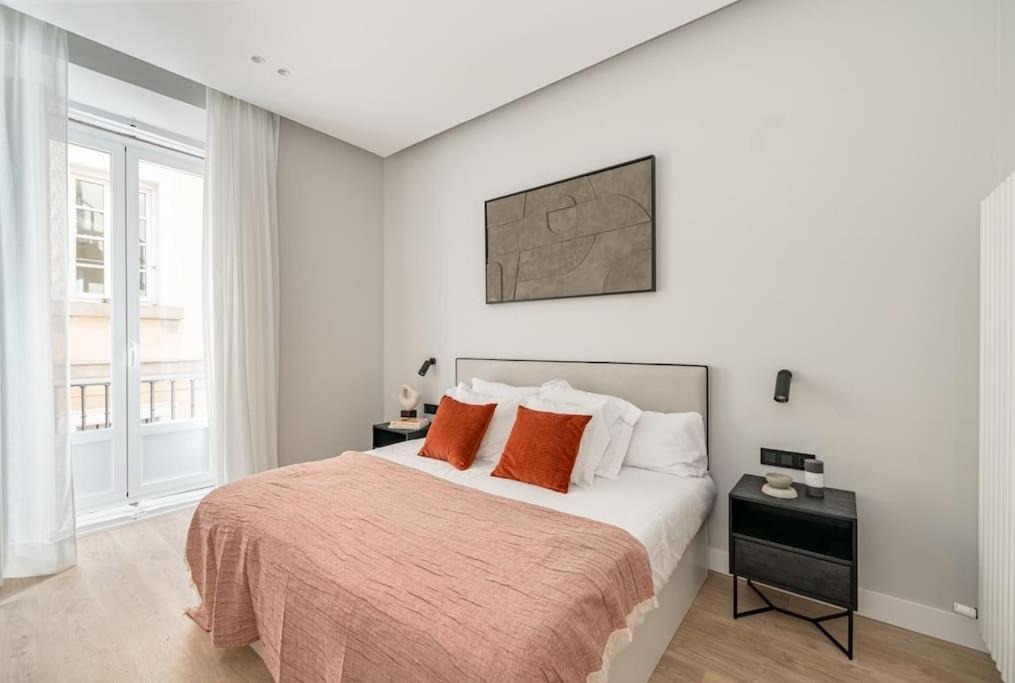 Centro XIII Calle De La Paz 2Br 2Bh Madryt Zewnętrze zdjęcie