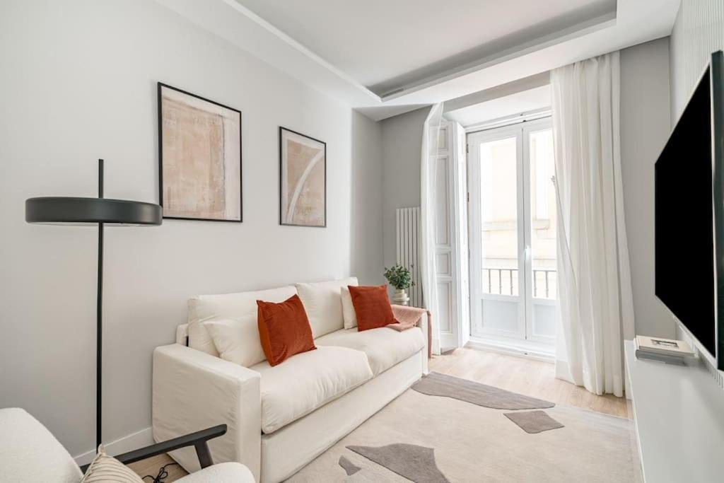 Centro XIII Calle De La Paz 2Br 2Bh Madryt Zewnętrze zdjęcie