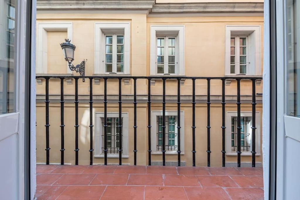 Centro XIII Calle De La Paz 2Br 2Bh Madryt Zewnętrze zdjęcie